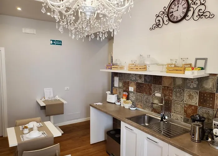 Cola Di Rienzo Bed & Breakfast