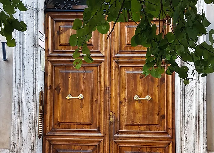 Cola Di Rienzo Bed & Breakfast