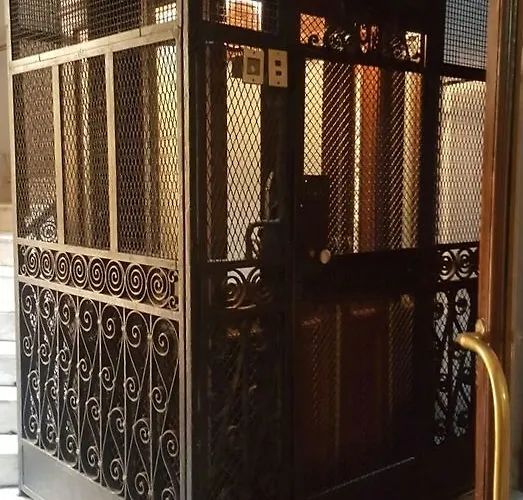 Cola Di Rienzo 4* Rome